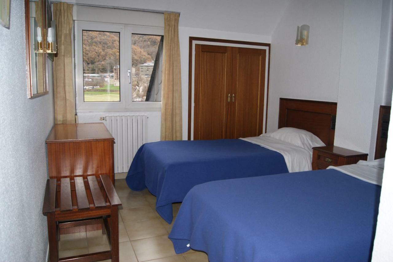Hotel Font Del Marge Andorra la Vella Esterno foto