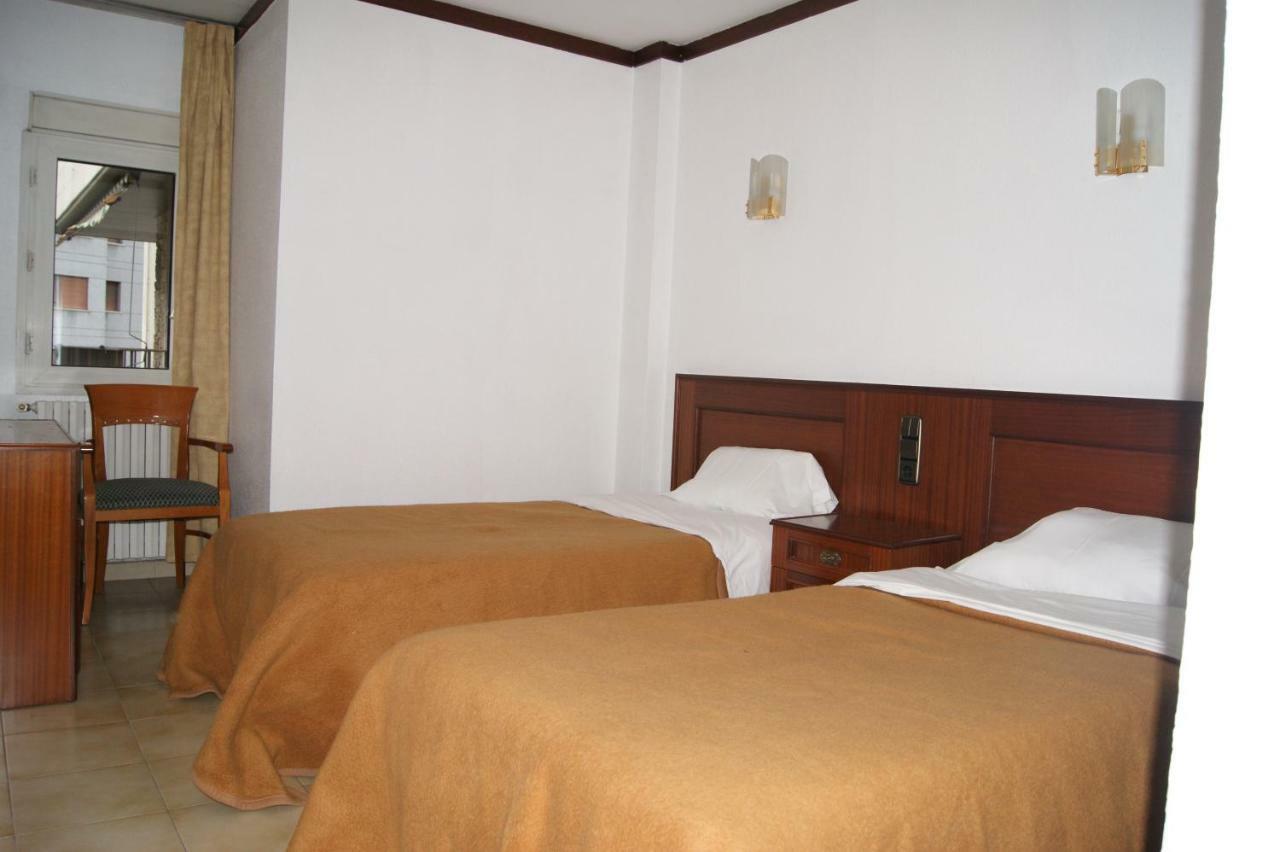 Hotel Font Del Marge Andorra la Vella Esterno foto